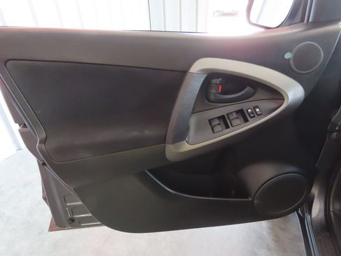 Used 2011 Toyota RAV4 Sport w/ Sport Extra Value Pkg AWD/4WD image 19