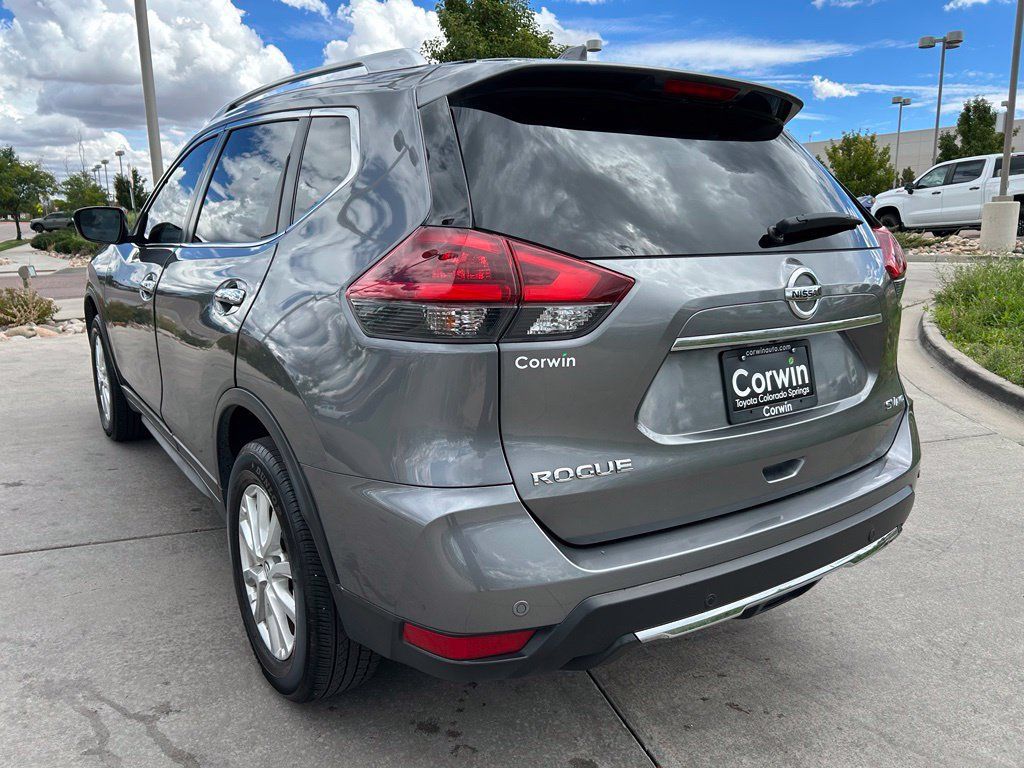 Used 2020 Nissan Rogue SV AWD/4WD image 5