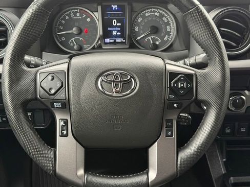 Certified 2023 Toyota Tacoma TRD Off-Road w/ Technology Package AWD/4WD image 27