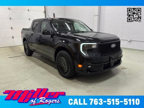 Used 2025 Ford Maverick Lobo AWD/4WD image 1