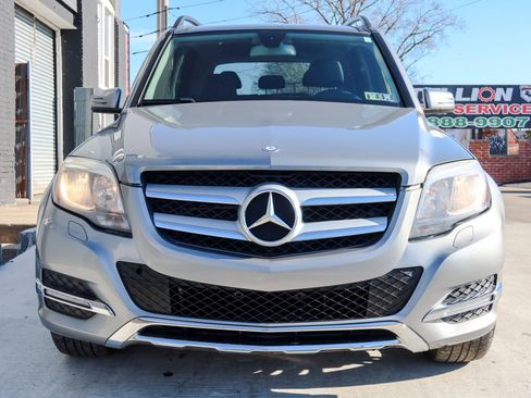Used 2015 Mercedes-Benz GLK 350 4MATIC w/ Premium 1 Package image 2