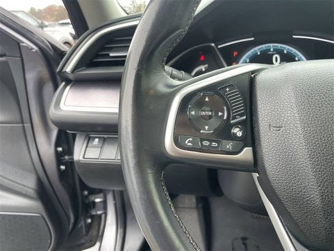 Used 2018 Honda Civic EX-L image 16