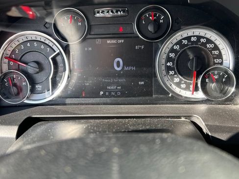 Used 2018 RAM 1500 Big Horn RWD image 9