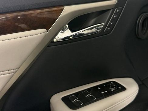 Used 2019 Lexus RX 350 AWD w/ Navigation Package image 15