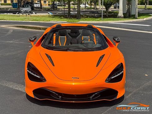Used 2022 McLaren 720S Performance RWD image 6