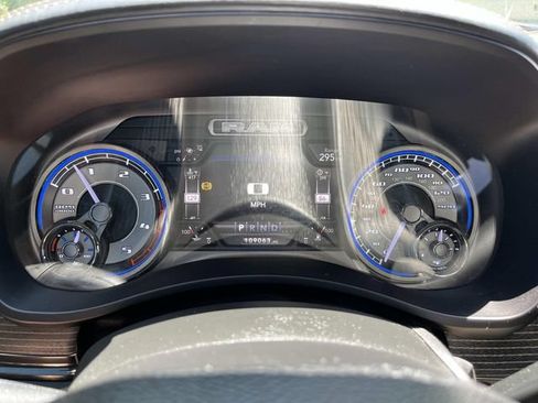 Used 2021 RAM 2500 Limited AWD/4WD image 40