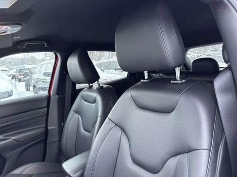 New 2026 Jeep Compass Limited image 14