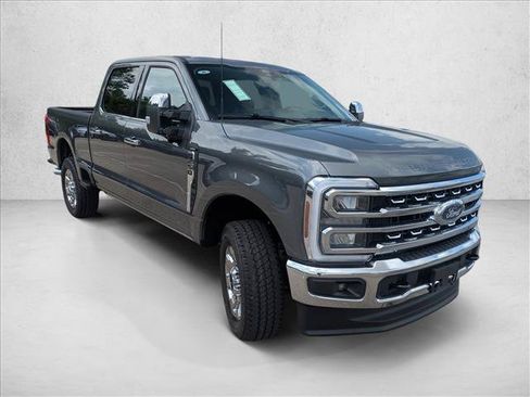 New 2026 Ford F250 Lariat w/ Chrome Package AWD/4WD image 6