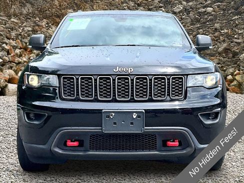 Used 2019 Jeep Grand Cherokee Trailhawk w/ Interior Metal Package AWD/4WD image 3