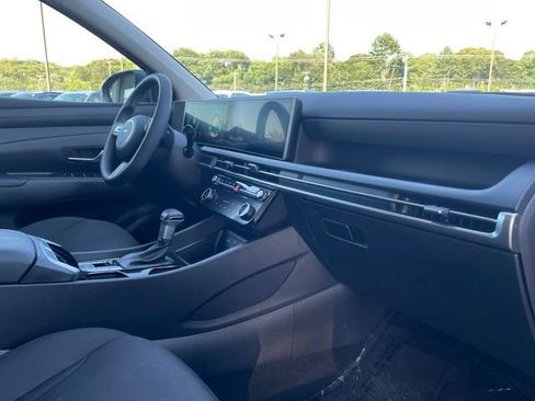 Used 2025 Hyundai Tucson SEL AWD/4WD image 28