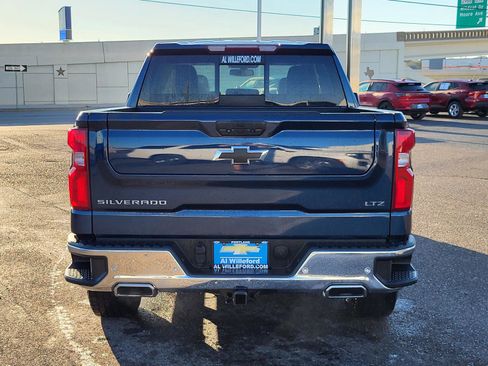 Used 2022 Chevrolet Silverado 1500 LTZ w/ Z71 Off-Road Package image 4