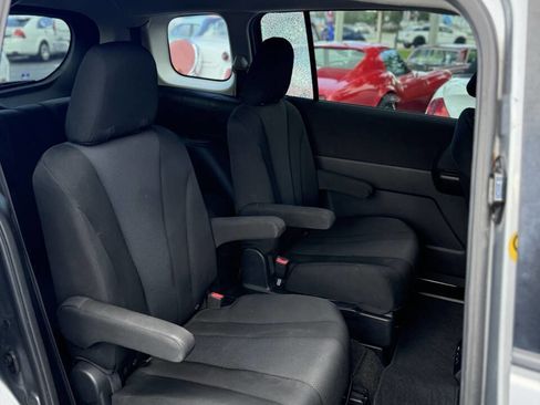Used 2014 MAZDA MAZDA5 Sport image 19