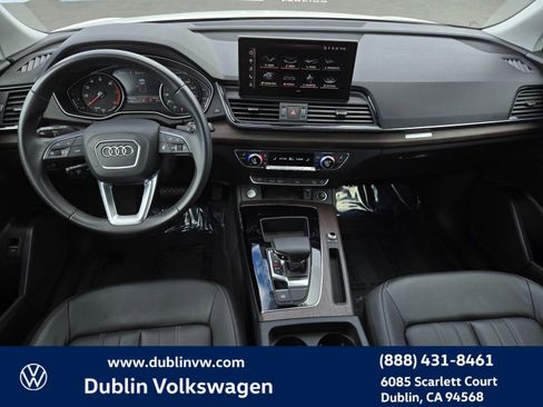 Used 2023 Audi Q5 2.0T Premium w/ Convenience Package image 14