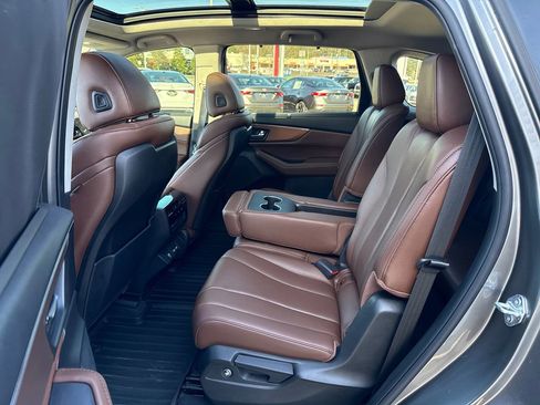 Used 2022 Acura MDX SH-AWD w/ Technology Package image 31