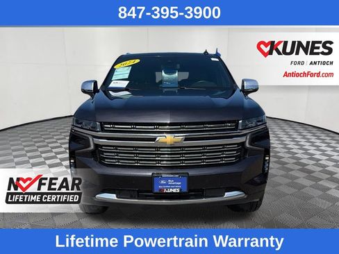 Used 2024 Chevrolet Suburban Premier AWD/4WD image 2