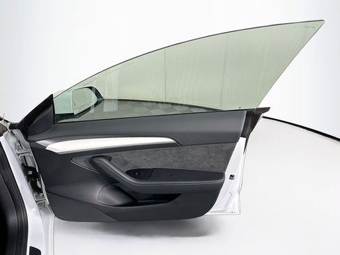 Used 2023 Tesla Model 3 Long Range image 30