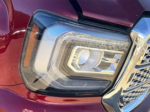 Used 2016 GMC Sierra 1500 Denali w/ Enhanced Driver Alert Package image 31