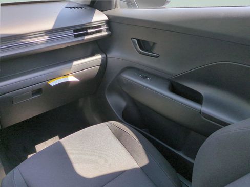 New 2025 Hyundai Kona SEL image 13