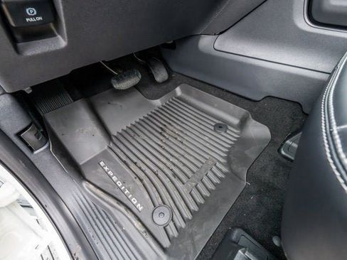 New 2025 Ford Expedition Max Platinum w/ Stealth Performance Package image 85