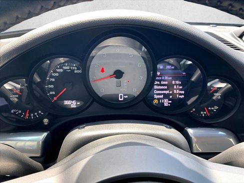 Used 2018 Porsche 911 Carrera S RWD image 22