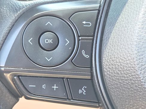 Used 2024 Toyota Corolla Cross L FWD image 26