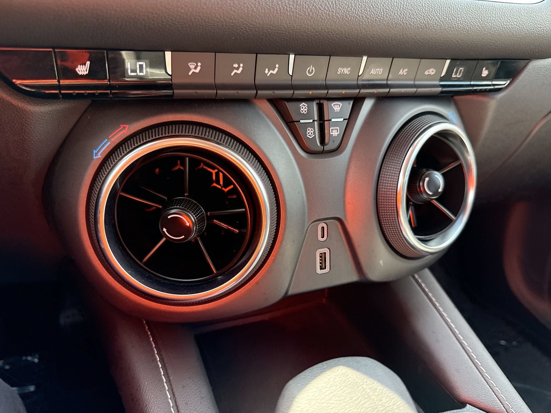 Used 2026 Chevrolet Blazer LT FWD image 16
