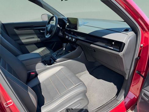 Used 2024 Honda CR-V Sport Touring image 25