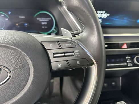 Used 2023 Hyundai Sonata Limited image 16