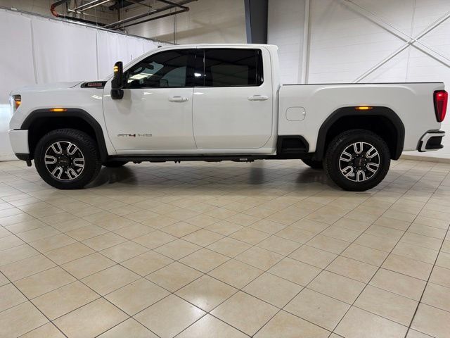 Used 2023 GMC Sierra 2500 AT4 w/ AT4 Preferred Package AWD/4WD image 3