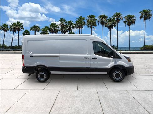 New 2026 Ford Transit 250 148 Medium Roof RWD image 9