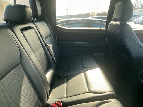 Used 2022 Ford F150 Lariat image 11