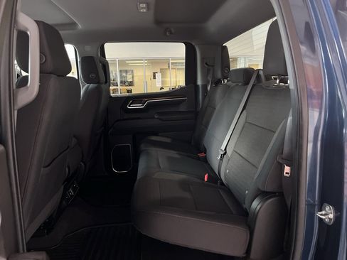 Used 2023 Chevrolet Silverado 1500 LT AWD/4WD image 13
