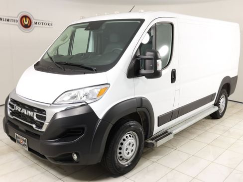 Used 2025 RAM ProMaster 2500 w/ U-Haul Equipment Group FWD image 5