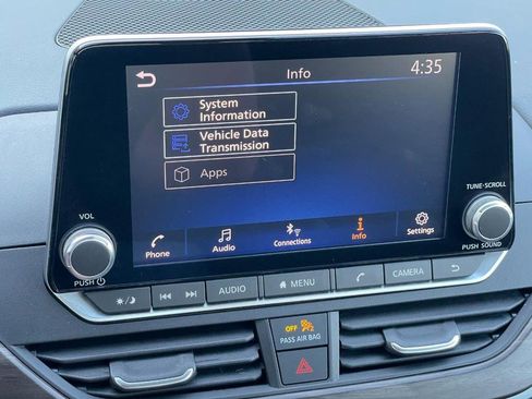 Used 2024 Nissan Altima 2.5 SV image 38