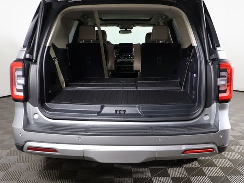 Used 2022 Ford Expedition Limited AWD/4WD image 20