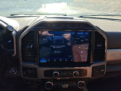 Used 2022 Ford F250 King Ranch w/ King Ranch Ultimate Package image 11