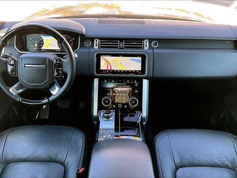 Used 2020 Land Rover Range Rover HSE image 16