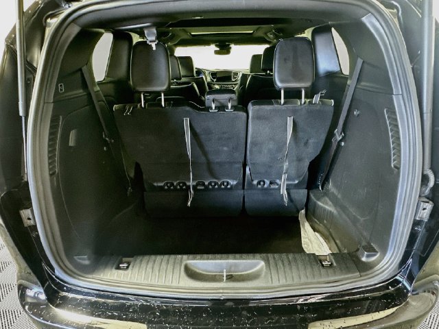 Used 2025 Chrysler Pacifica Limited FWD image 30