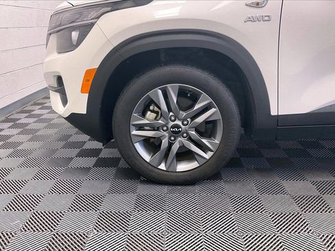 Used 2023 Kia Seltos LX image 7