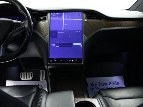 Used 2019 Tesla Model X Performance AWD/4WD image 23