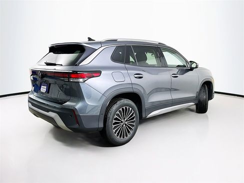 New 2026 Volkswagen Tiguan S image 7