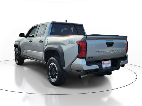 Used 2024 Toyota Tacoma TRD Off-Road AWD/4WD image 3