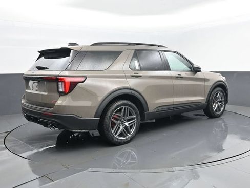 New 2026 Ford Explorer ST w/ Sun And Sound Package AWD/4WD image 25