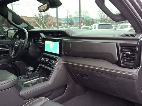 Used 2024 GMC Sierra 1500 AT4X image 30