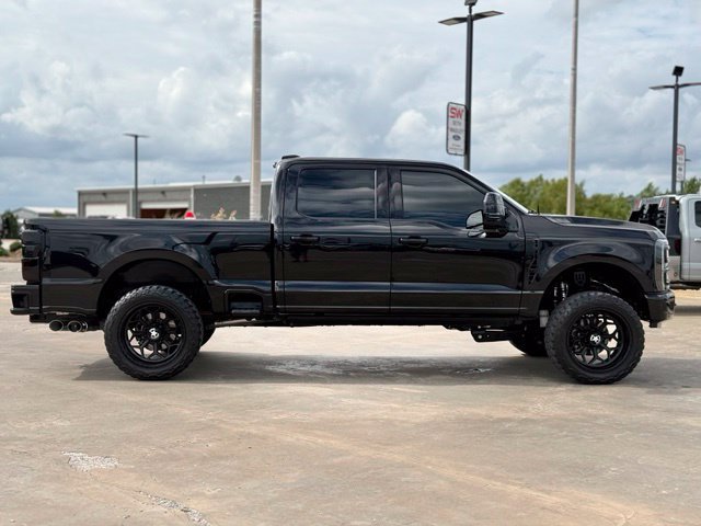Certified 2025 Ford F250 4x4 Crew Cab Super Duty image 7