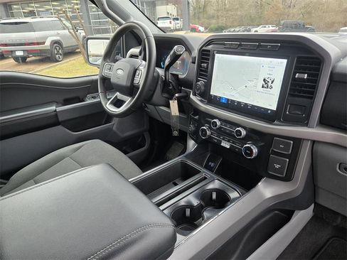 Used 2024 Ford F150 XLT w/ Mobile Office Package image 19