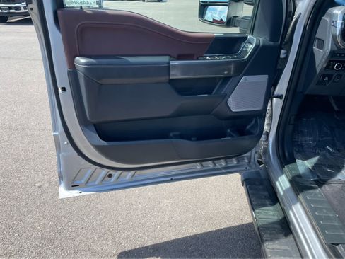 Used 2023 Ford F150 Lariat image 15