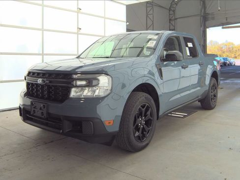 Used 2024 Ford Maverick XLT w/ XLT Luxury Package AWD/4WD image 2