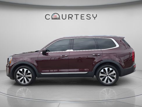Used 2021 Kia Telluride S AWD/4WD image 2