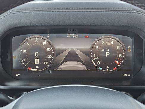 Used 2020 Land Rover Defender 110 First Edition image 17